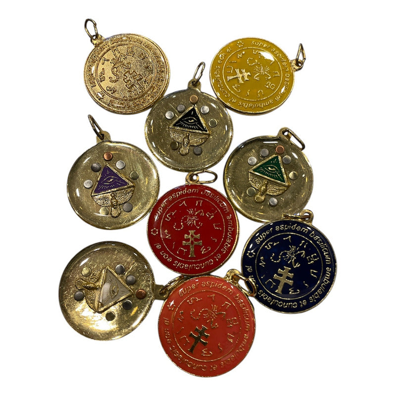 Exterminador Talisman Amulento Encapsulado Y Baño De Oro 4cm