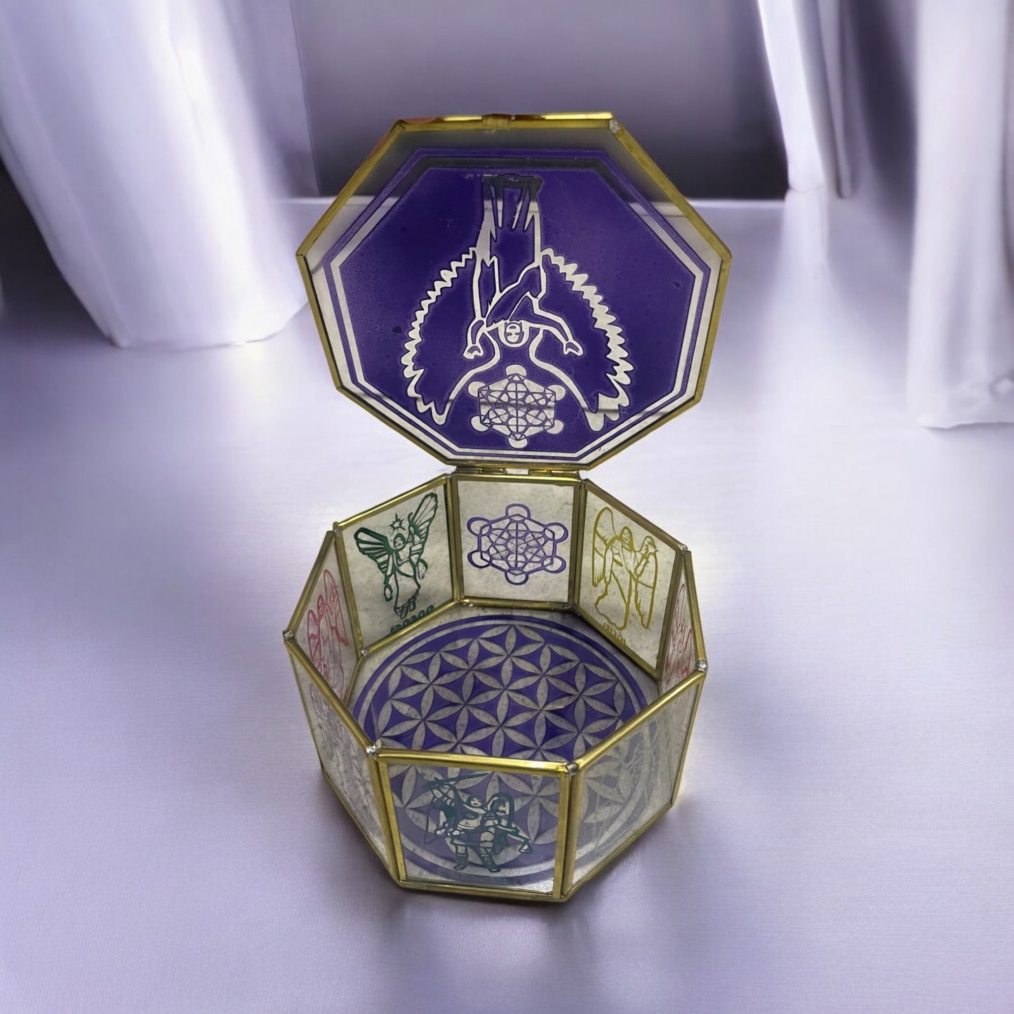Metatron Con Los 7 Arcangeles Caja De Cristal 15 Cm Grabado