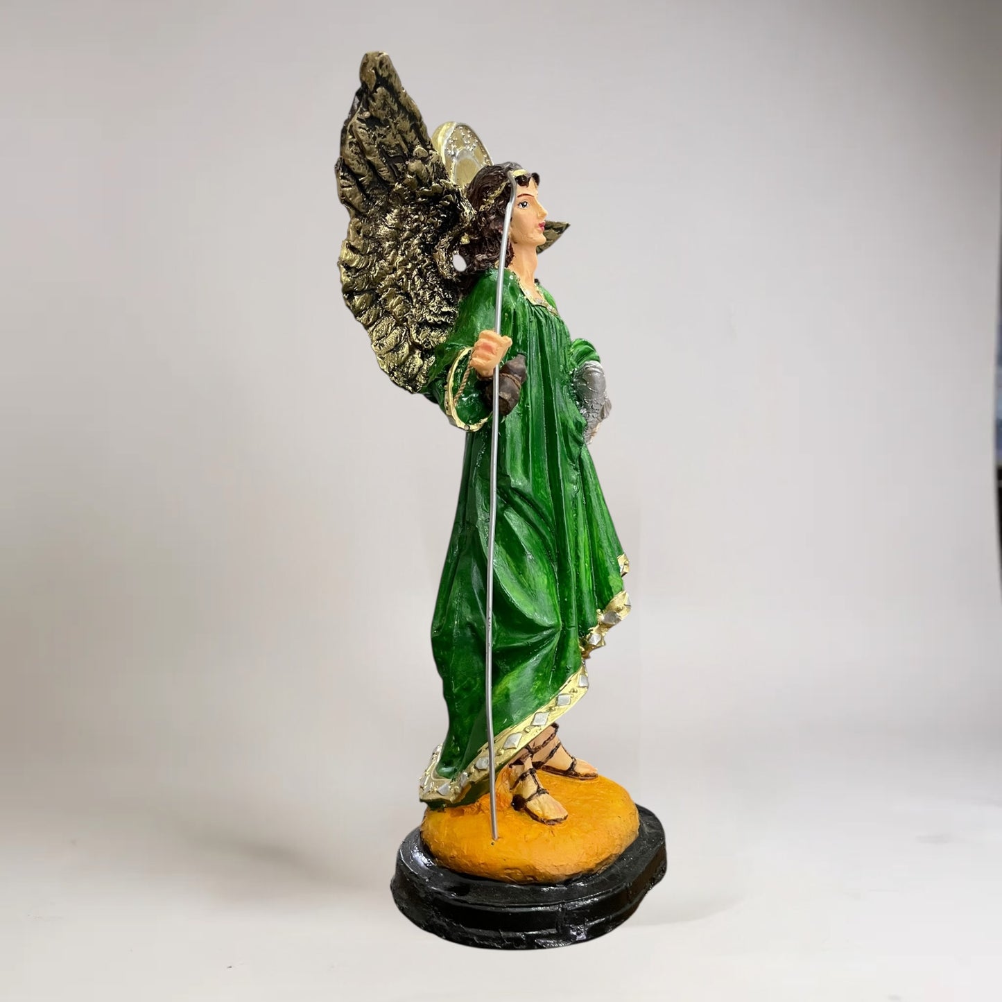 Arcangeles De 30 CM En Resina Pintados A Mano