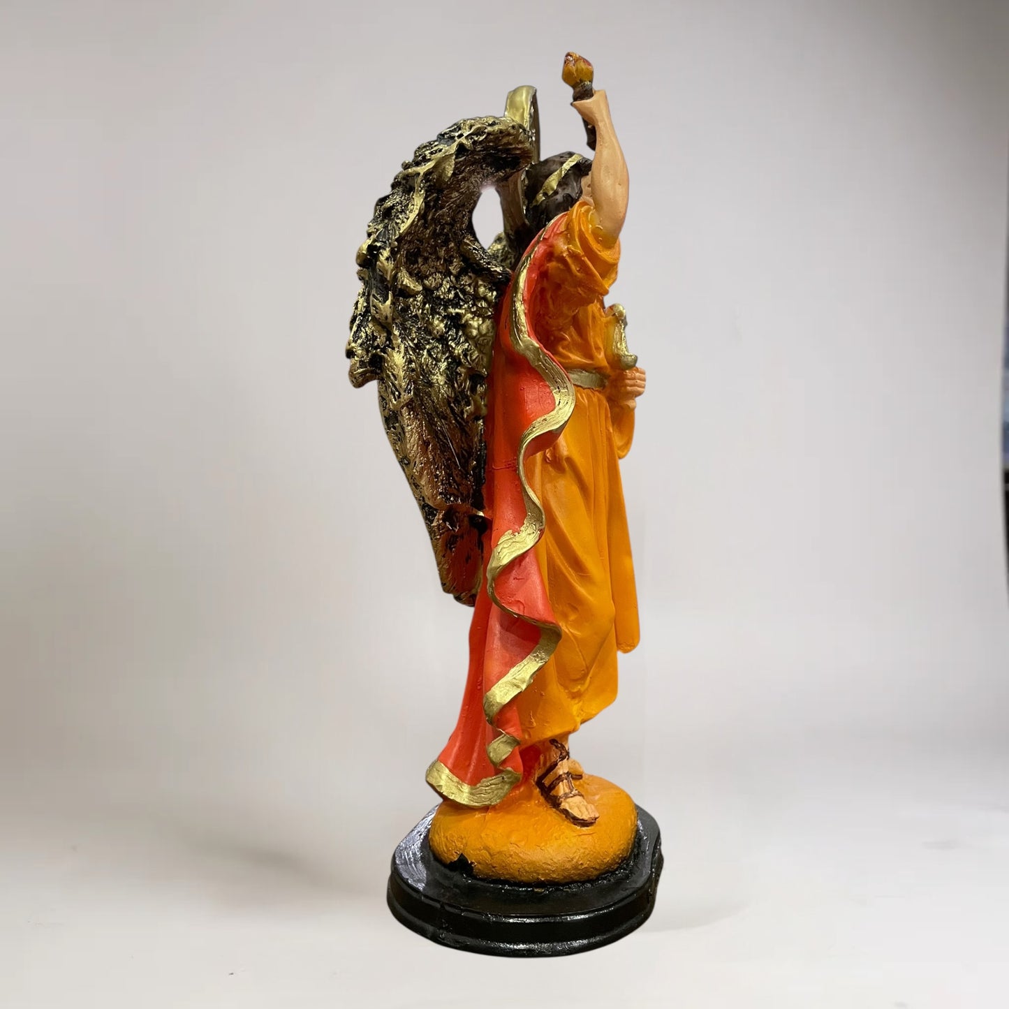 Arcangeles De 30 CM En Resina Pintados A Mano