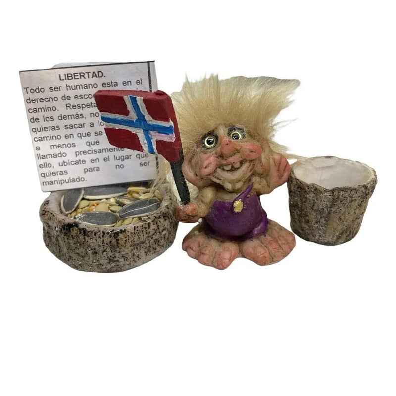 Troll Mini + Comedero + Semillas + Tarjeta Varios Modelos Libertad 6.5cm