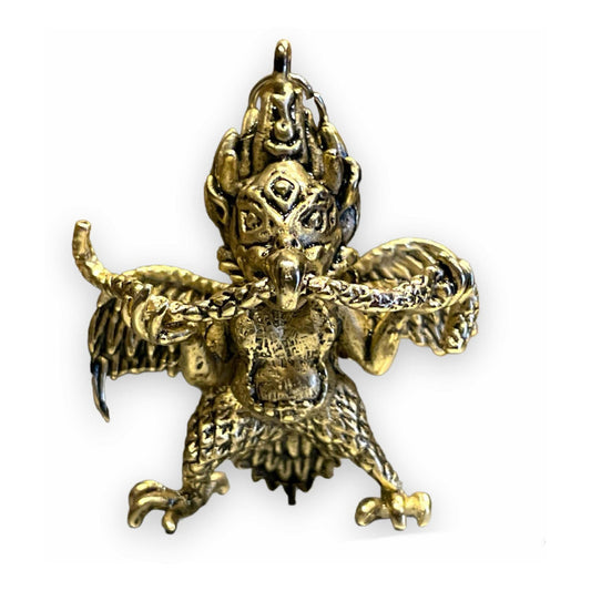 Garuda Amuleto En Metal Con Baño Dorado 18x35x40mm