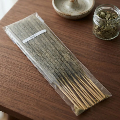 Incienso Artesanal 20 Varitas Gruesas Aroma A Elegir Ruda by HEREJE