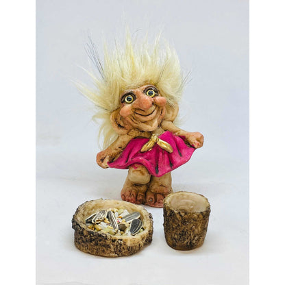 Troll Balbina + Comederos 9 Cm Figura En Resina Nacional