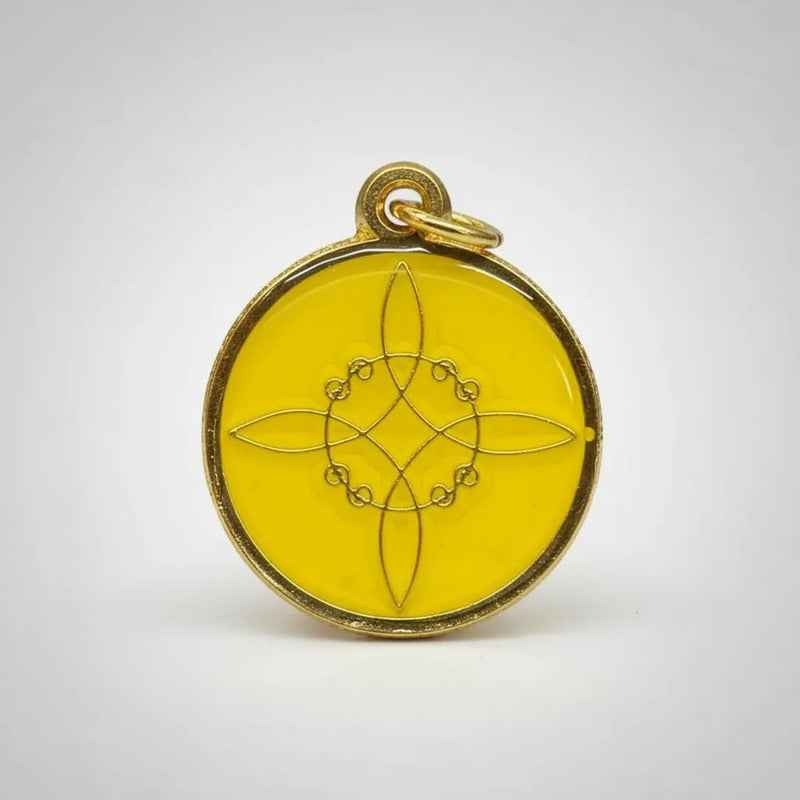 Nudo De Brujas Dije Encapsulado Con Los 7 Baño De Oro 25mm Amarillo