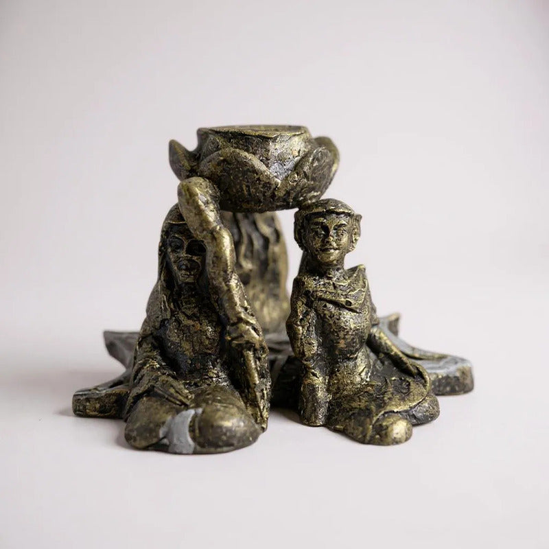 Triple Diosa Escultura De Resina Cascada De Humo 7cm Altura