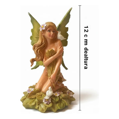 Figura Decorativa Hada Mágica Con Palomas De Resina 12 Cm Verde Oscuro by HEREJE