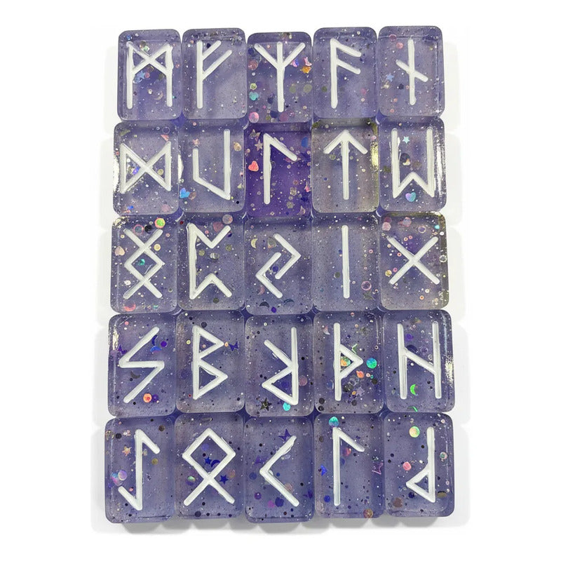 Runas Celtas En Resina Pintadas A Mano 25 Piezas Ahumado Lilac