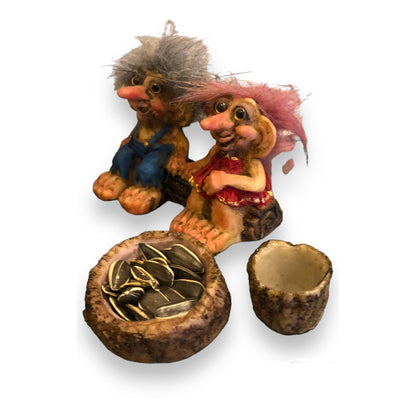 Troll Novios +  Comederos 7 Cm Figura En Resina Nacional