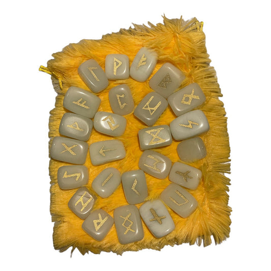 Runas Celtas Grabadas Varios Materiales Piedras Preciosas