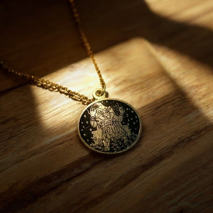 Mammon 30mm Troquelado Dije Encapsulado.