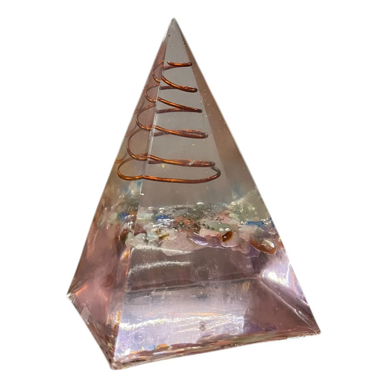 Pirámide De Orgonita 7cm Con Cuarzo Rosa Y Cobre Rosa Claro by HEREJE
